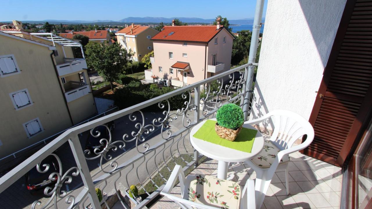 Apartmani Totic Malinska Exterior photo