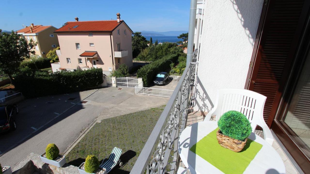 Apartmani Totic Malinska Exterior photo
