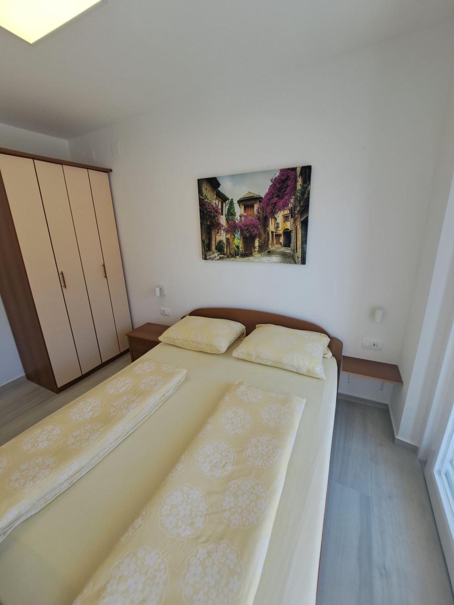 Apartmani Totic Malinska Exterior photo