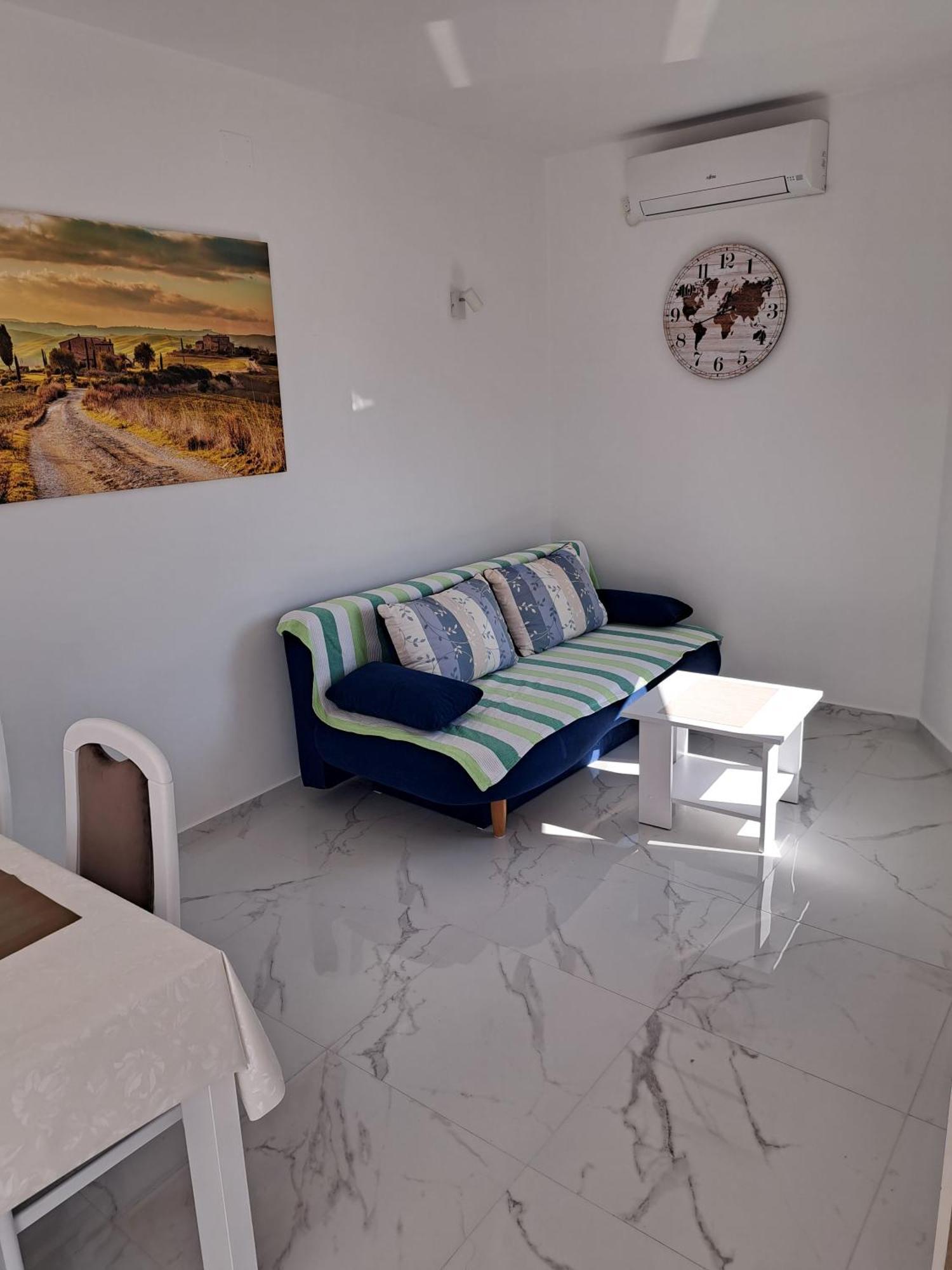 Apartmani Totic Malinska Exterior photo