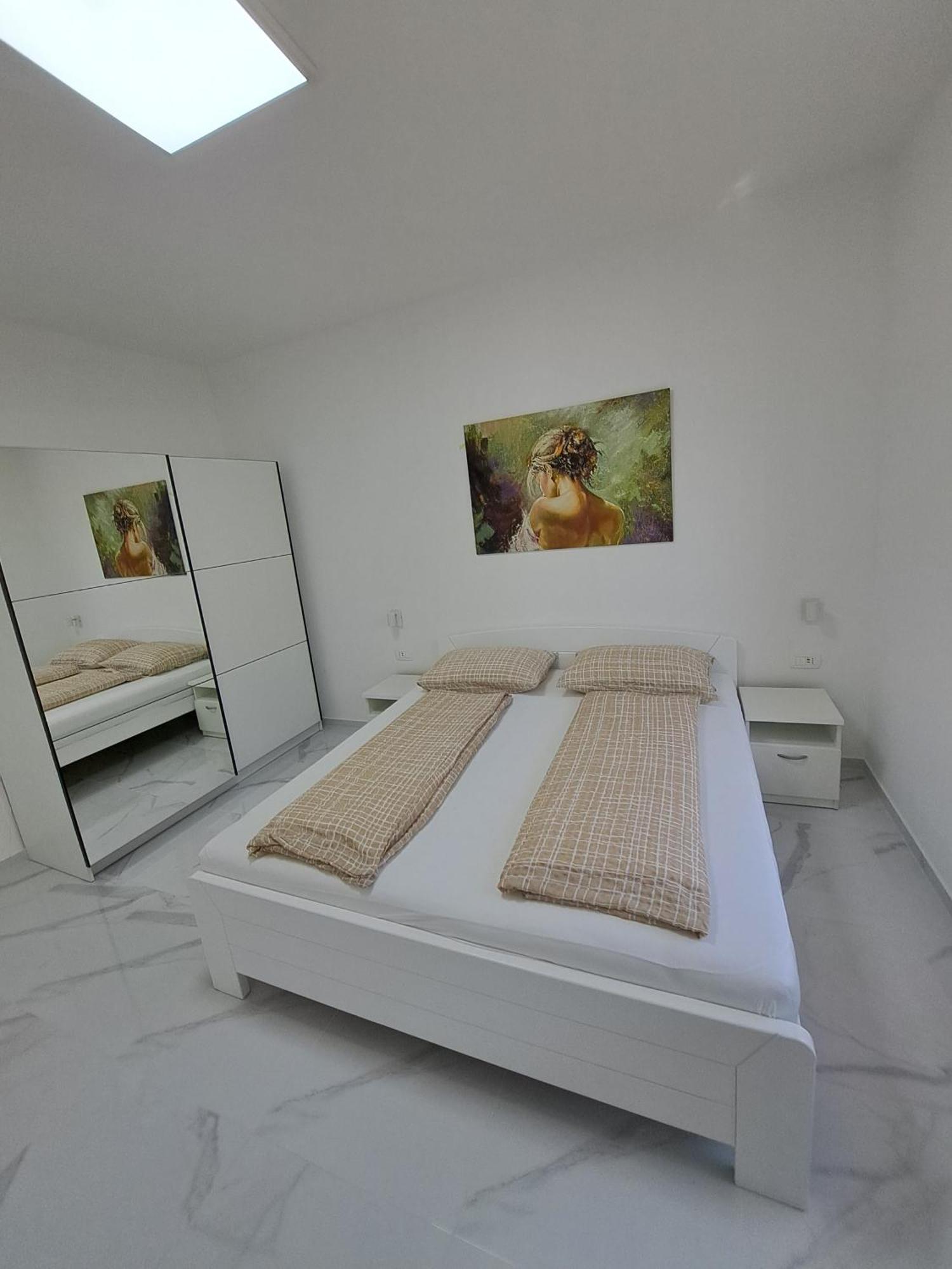 Apartmani Totic Malinska Exterior photo